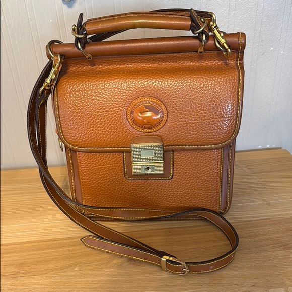Dooney & Bourke Handbags - Dooney & Bourke All-Weather Leather Purse Bag